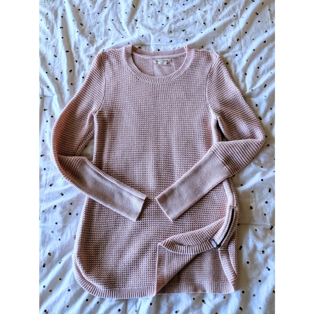 Akini Light Pink Tunic Waffle-Knit Sweater